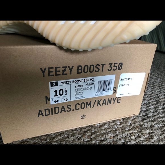 Yeezy Boost 350 never been worn - Picture 5 of 5